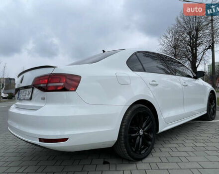 Белый Фольксваген Джетта, объемом двигателя 1.8 л и пробегом 118 тыс. км за 10000 $, фото 17 на Automoto.ua