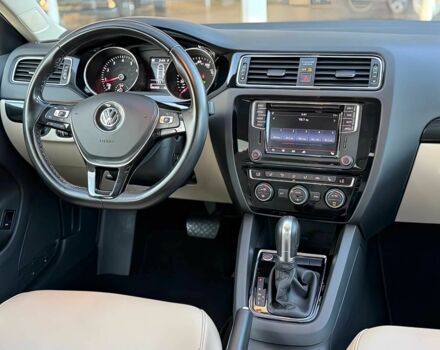 Белый Фольксваген Джетта, объемом двигателя 1.8 л и пробегом 63 тыс. км за 3100 $, фото 9 на Automoto.ua