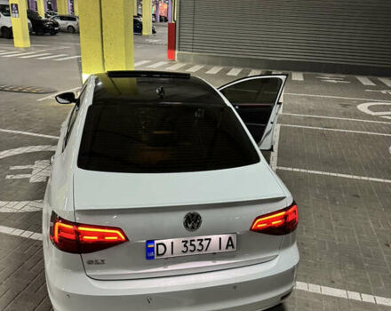 Фольксваген Джетта 2017 в Киеве на Automoto.ua Белый Фольксваген Джетта, объемом двигателя 2 л и пробегом 143 тыс. км за 14000 $, фото 6 на Automoto.ua