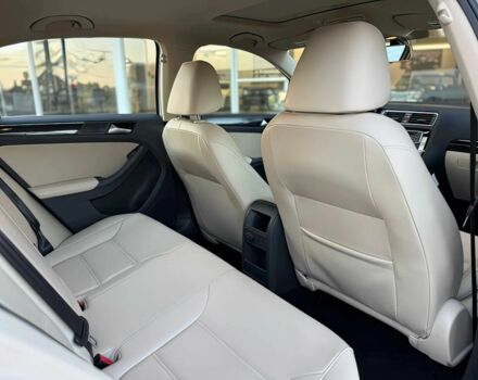 Белый Фольксваген Джетта, объемом двигателя 1.8 л и пробегом 63 тыс. км за 3100 $, фото 13 на Automoto.ua