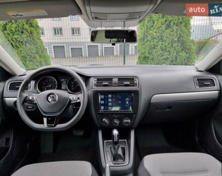 Белый Фольксваген Джетта, объемом двигателя 1.4 л и пробегом 164 тыс. км за 9999 $, фото 1 на Automoto.ua