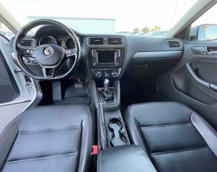 Фольксваген Джетта 2017 в Ивано-Франковске на Automoto.ua Белый Фольксваген Джетта, объемом двигателя 1.4 л и пробегом 63 тыс. км за 9800 $, фото 7 на Automoto.ua