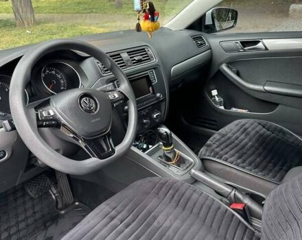 Белый Фольксваген Джетта, объемом двигателя 1.39 л и пробегом 194 тыс. км за 10700 $, фото 3 на Automoto.ua