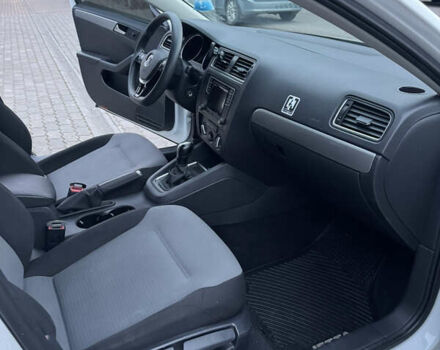 Белый Фольксваген Джетта, объемом двигателя 1.4 л и пробегом 176 тыс. км за 10500 $, фото 14 на Automoto.ua