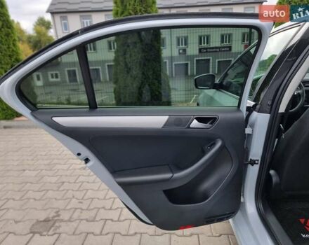 Белый Фольксваген Джетта, объемом двигателя 1.4 л и пробегом 164 тыс. км за 9999 $, фото 67 на Automoto.ua