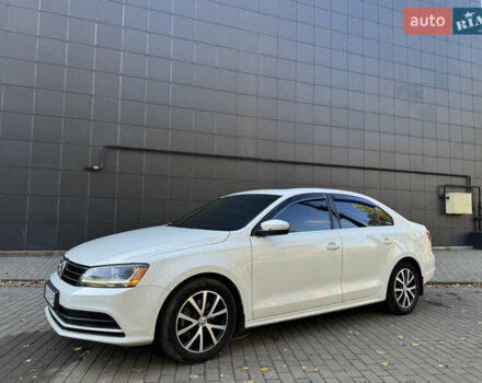 Фольксваген Джетта 2017 в Славянске на Automoto.ua Белый Фольксваген Джетта, объемом двигателя 1.4 л и пробегом 78 тыс. км за 12500 $, фото 1 на Automoto.ua