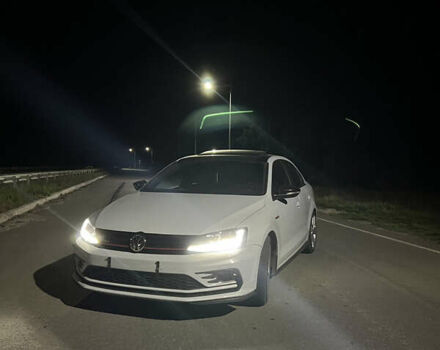 Фольксваген Джетта 2017 в Краматорске на Automoto.ua Белый Фольксваген Джетта, объемом двигателя 2 л и пробегом 107 тыс. км за 16200 $, фото 9 на Automoto.ua