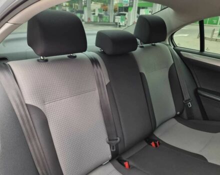 Белый Фольксваген Джетта, объемом двигателя 1.4 л и пробегом 164 тыс. км за 9999 $, фото 13 на Automoto.ua