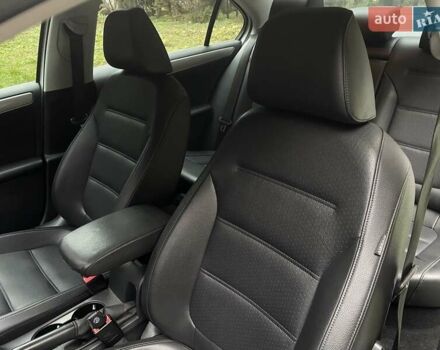 Белый Фольксваген Джетта, объемом двигателя 1.4 л и пробегом 110 тыс. км за 12300 $, фото 18 на Automoto.ua