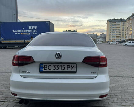 Белый Фольксваген Джетта, объемом двигателя 1.4 л и пробегом 176 тыс. км за 10500 $, фото 4 на Automoto.ua
