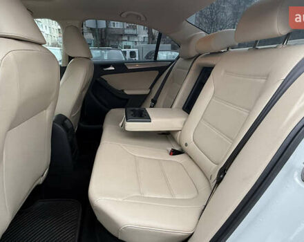 Белый Фольксваген Джетта, объемом двигателя 1.4 л и пробегом 149 тыс. км за 11500 $, фото 22 на Automoto.ua