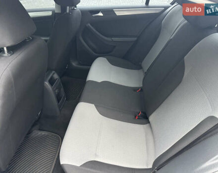 Білий Фольксваген Джетта, об'ємом двигуна 1.4 л та пробігом 146 тис. км за 10999 $, фото 29 на Automoto.ua