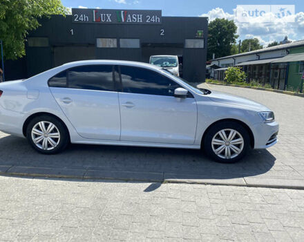 Белый Фольксваген Джетта, объемом двигателя 1.4 л и пробегом 70 тыс. км за 10999 $, фото 4 на Automoto.ua