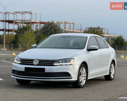 Фольксваген Джетта 2017 в Киеве на Automoto.ua Белый Фольксваген Джетта, объемом двигателя 1.4 л и пробегом 190 тыс. км за 9200 $, фото 1 на Automoto.ua
