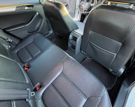 Фольксваген Джетта 2017 в Ивано-Франковске на Automoto.ua Белый Фольксваген Джетта, объемом двигателя 1.4 л и пробегом 63 тыс. км за 9800 $, фото 10 на Automoto.ua