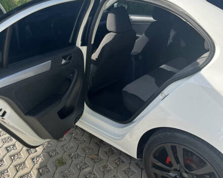 Белый Фольксваген Джетта, объемом двигателя 1.39 л и пробегом 119 тыс. км за 12400 $, фото 18 на Automoto.ua