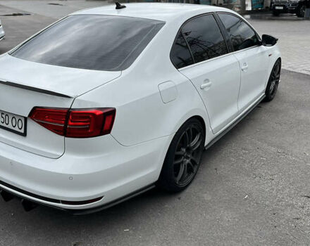 Фольксваген Джетта 2017 в Полтаве на Automoto.ua Белый Фольксваген Джетта, объемом двигателя 1.98 л и пробегом 127 тыс. км за 13500 $, фото 5 на Automoto.ua