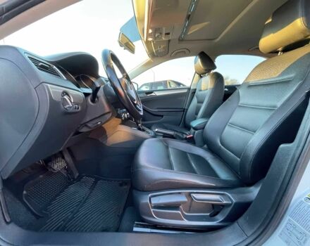 Фольксваген Джетта 2017 в Ивано-Франковске на Automoto.ua Белый Фольксваген Джетта, объемом двигателя 1.4 л и пробегом 63 тыс. км за 9800 $, фото 8 на Automoto.ua