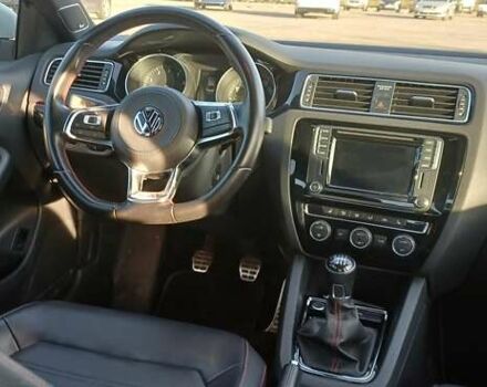 Белый Фольксваген Джетта, объемом двигателя 2 л и пробегом 63 тыс. км за 14000 $, фото 1 на Automoto.ua