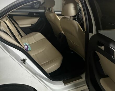 Білий Фольксваген Джетта, об'ємом двигуна 1.4 л та пробігом 51 тис. км за 9900 $, фото 6 на Automoto.ua