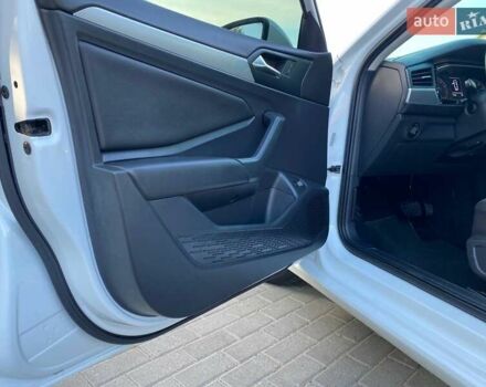 Белый Фольксваген Джетта, объемом двигателя 1.4 л и пробегом 129 тыс. км за 13999 $, фото 24 на Automoto.ua