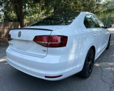 Белый Фольксваген Джетта, объемом двигателя 1.8 л и пробегом 49 тыс. км за 2100 $, фото 6 на Automoto.ua