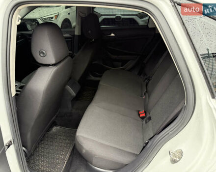 Белый Фольксваген Джетта, объемом двигателя 1.4 л и пробегом 98 тыс. км за 13000 $, фото 9 на Automoto.ua