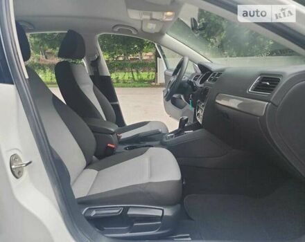 Белый Фольксваген Джетта, объемом двигателя 1.4 л и пробегом 105 тыс. км за 3000 $, фото 24 на Automoto.ua