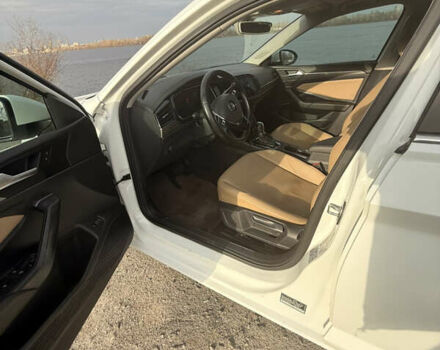 Белый Фольксваген Джетта, объемом двигателя 1.4 л и пробегом 180 тыс. км за 15999 $, фото 11 на Automoto.ua