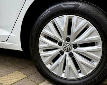 Белый Фольксваген Джетта, объемом двигателя 1.4 л и пробегом 71 тыс. км за 15000 $, фото 8 на Automoto.ua