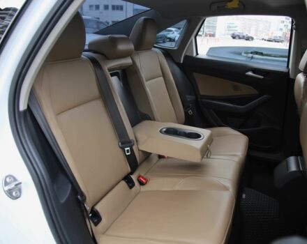 Белый Фольксваген Джетта, объемом двигателя 1.4 л и пробегом 152 тыс. км за 15000 $, фото 9 на Automoto.ua