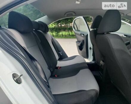 Белый Фольксваген Джетта, объемом двигателя 1.4 л и пробегом 105 тыс. км за 3000 $, фото 30 на Automoto.ua