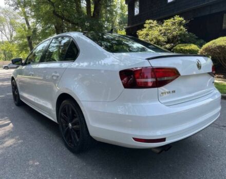 Белый Фольксваген Джетта, объемом двигателя 1.8 л и пробегом 49 тыс. км за 2100 $, фото 4 на Automoto.ua