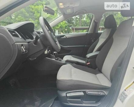 Белый Фольксваген Джетта, объемом двигателя 1.4 л и пробегом 105 тыс. км за 3000 $, фото 28 на Automoto.ua