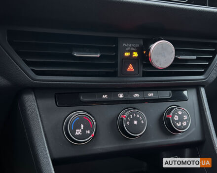 Фольксваген Джетта 2018 в Львове на Automoto.ua Белый Фольксваген Джетта, объемом двигателя 1.4 л и пробегом 63 тыс. км за 14200 $, фото 21 на Automoto.ua