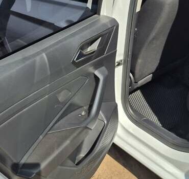 Белый Фольксваген Джетта, объемом двигателя 1.4 л и пробегом 94 тыс. км за 14000 $, фото 12 на Automoto.ua