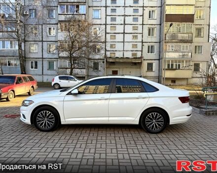 Фольксваген Джетта 2018 в Ромнах на Automoto.ua Белый Фольксваген Джетта, объемом двигателя 1.4 л и пробегом 200 тыс. км за 13900 $, фото 7 на Automoto.ua