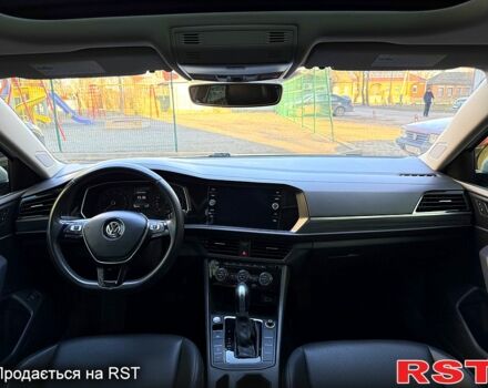 Фольксваген Джетта 2018 в Ромнах на Automoto.ua Белый Фольксваген Джетта, объемом двигателя 1.4 л и пробегом 200 тыс. км за 13900 $, фото 12 на Automoto.ua