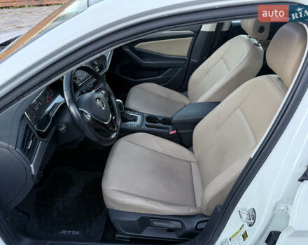 Белый Фольксваген Джетта, объемом двигателя 1.4 л и пробегом 122 тыс. км за 13900 $, фото 21 на Automoto.ua