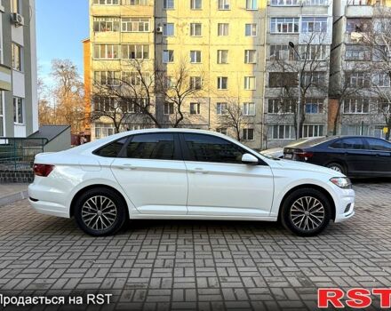 Фольксваген Джетта 2018 в Ромнах на Automoto.ua Белый Фольксваген Джетта, объемом двигателя 1.4 л и пробегом 200 тыс. км за 13900 $, фото 6 на Automoto.ua