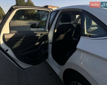 Белый Фольксваген Джетта, объемом двигателя 1.4 л и пробегом 151 тыс. км за 16000 $, фото 2 на Automoto.ua