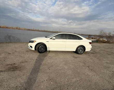 Белый Фольксваген Джетта, объемом двигателя 1.4 л и пробегом 180 тыс. км за 15999 $, фото 2 на Automoto.ua