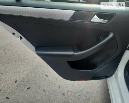 Белый Фольксваген Джетта, объемом двигателя 1.4 л и пробегом 105 тыс. км за 3000 $, фото 35 на Automoto.ua