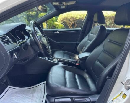 Белый Фольксваген Джетта, объемом двигателя 1.8 л и пробегом 49 тыс. км за 2100 $, фото 8 на Automoto.ua