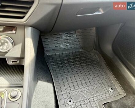Белый Фольксваген Джетта, объемом двигателя 1.4 л и пробегом 71 тыс. км за 15000 $, фото 21 на Automoto.ua