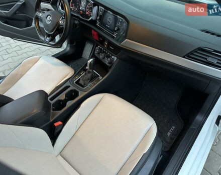 Білий Фольксваген Джетта, об'ємом двигуна 1.4 л та пробігом 83 тис. км за 16000 $, фото 18 на Automoto.ua