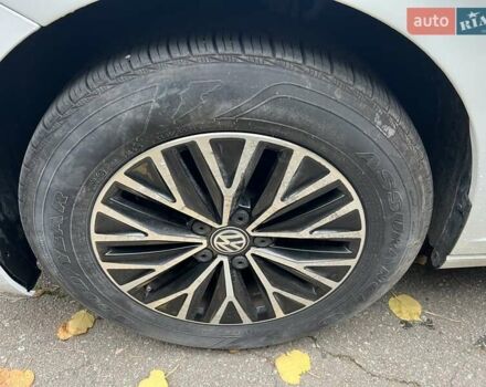 Белый Фольксваген Джетта, объемом двигателя 1.4 л и пробегом 186 тыс. км за 13800 $, фото 14 на Automoto.ua