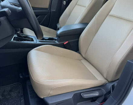 Белый Фольксваген Джетта, объемом двигателя 1.4 л и пробегом 65 тыс. км за 16800 $, фото 24 на Automoto.ua