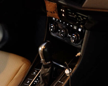 Белый Фольксваген Джетта, объемом двигателя 1.4 л и пробегом 51 тыс. км за 17000 $, фото 14 на Automoto.ua