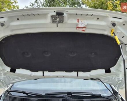 Белый Фольксваген Джетта, объемом двигателя 1.4 л и пробегом 38 тыс. км за 20000 $, фото 30 на Automoto.ua